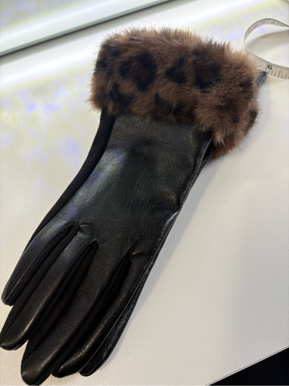 Lands' End Black Leather Gloves with Brown Leopard Faux Fur Cuff NWT Touchscreen - Picture 7 of 7